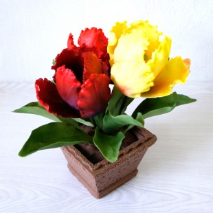 Букет из сахарных цветов "Тюльпаны" 22 см, 540 гр.